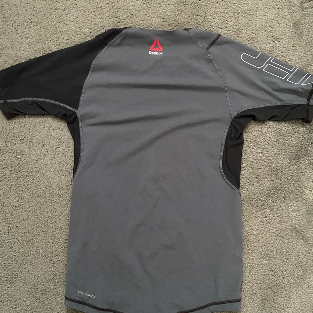 UFC Limited Edition Rashguard - Picture 2 of 4